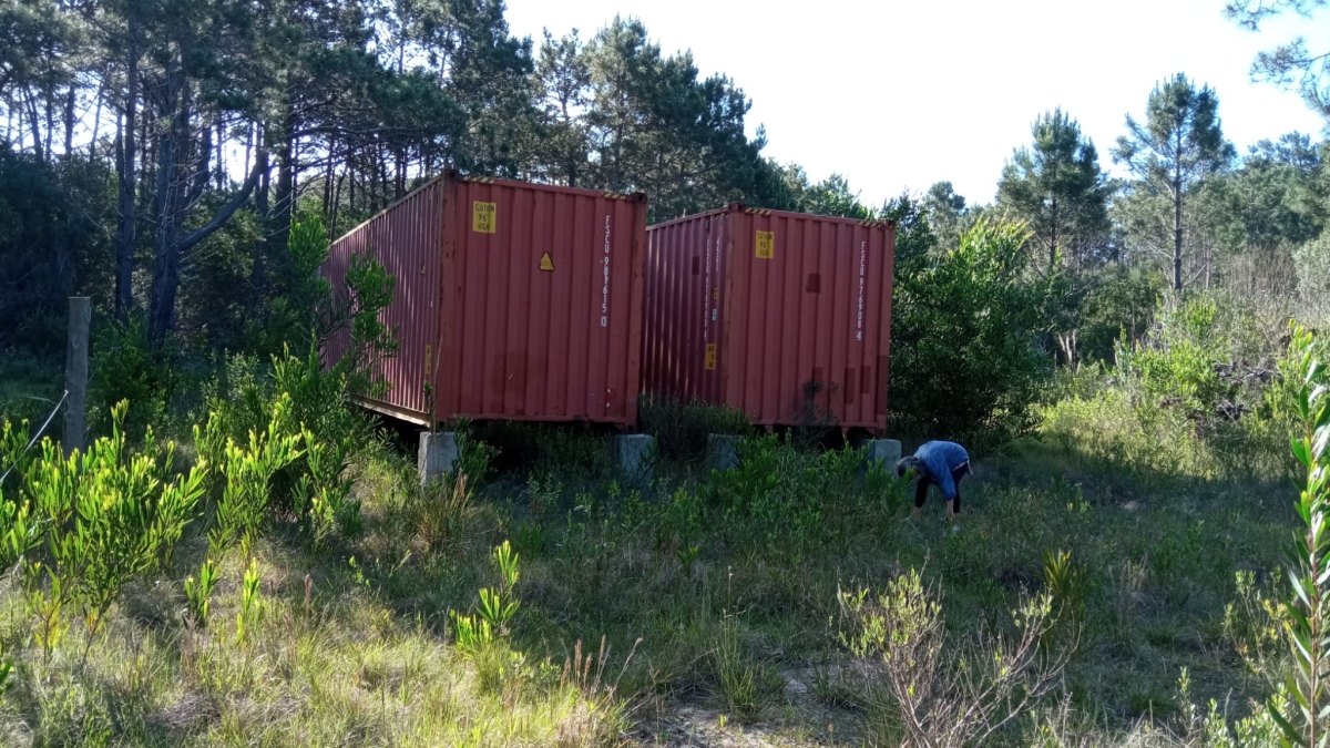 Imagen principal Terreno con 2 contenedores