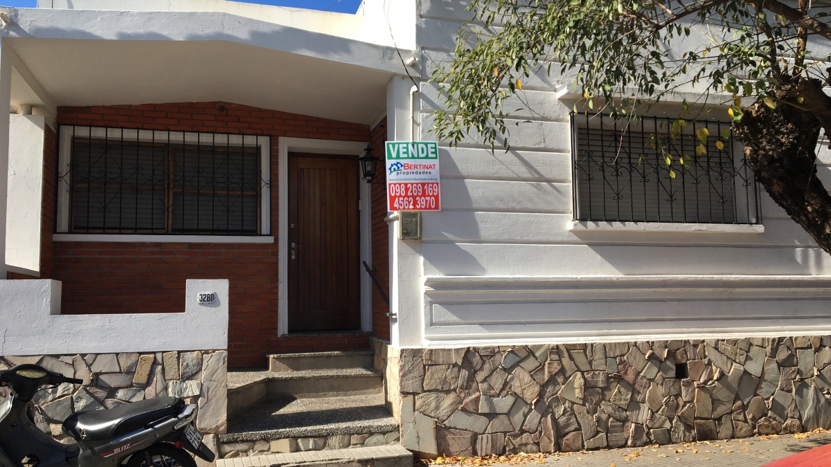 Imagen principal Casa en venta , muy buena ubicación.