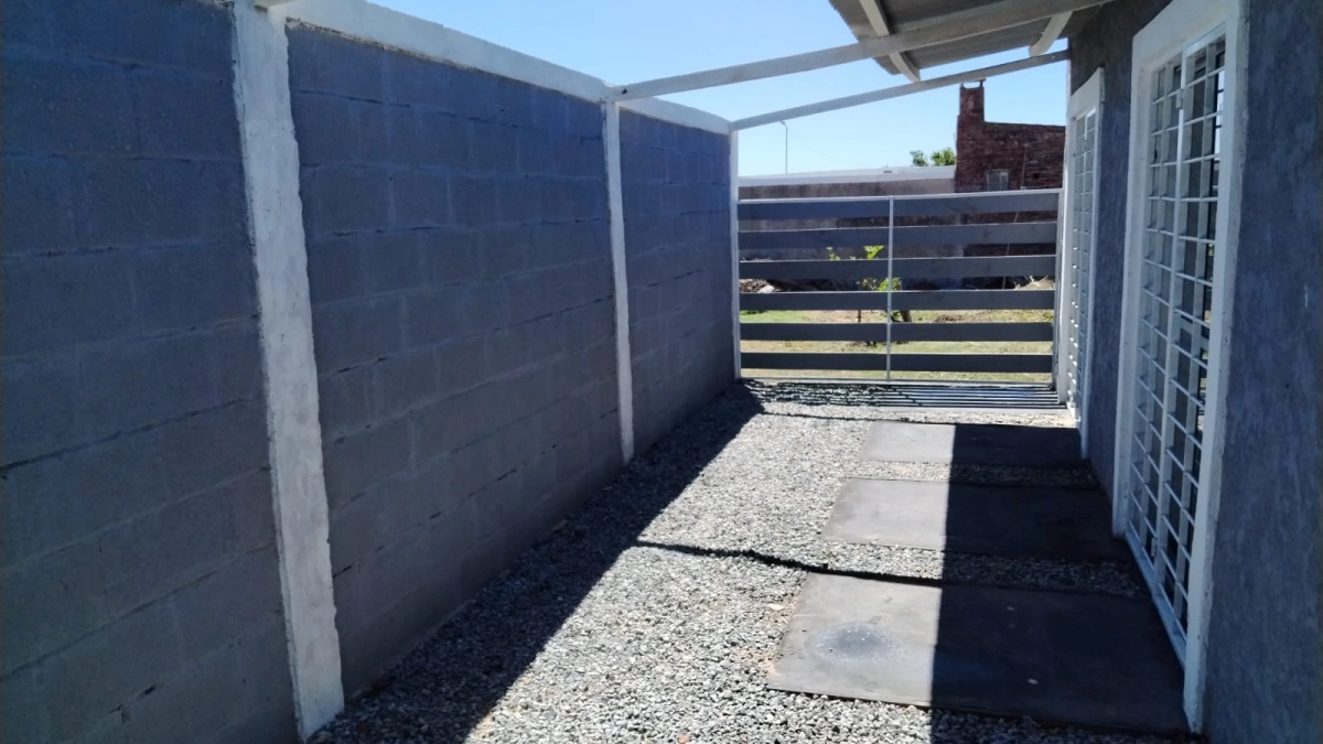 Imagen 3 Apartamento de 2 dormitorios, Rivera esquina Alzaibar