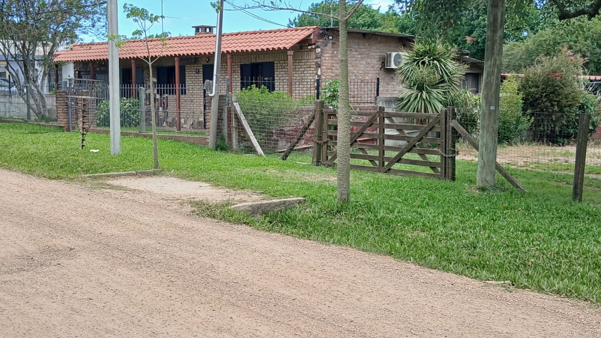 Imagen 2 Casa quinta en Toledo chico, al límite con Montevideo
