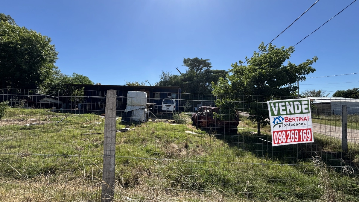 Imagen principal Terreno en esquina.