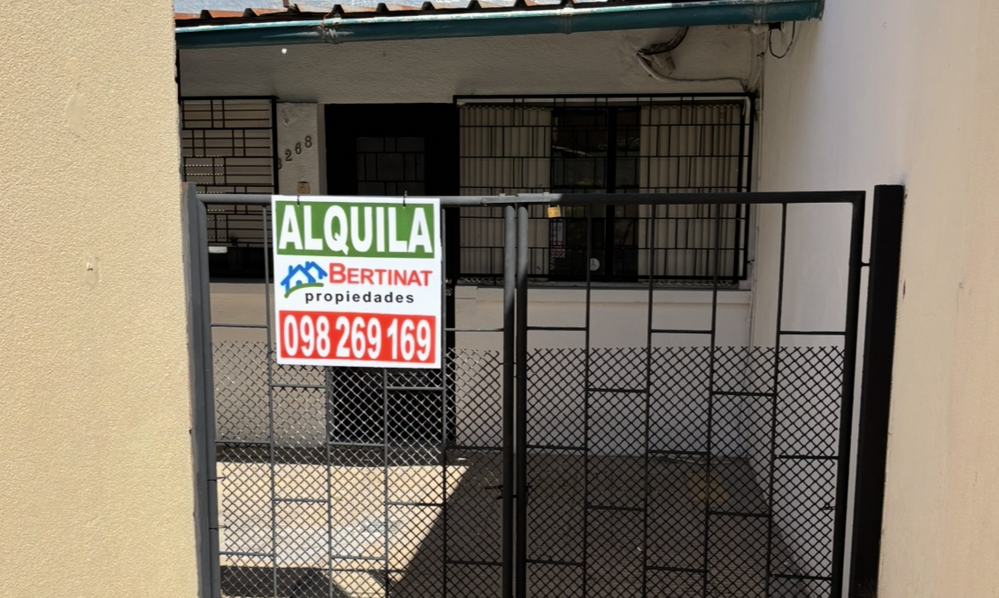 Imagen 2 Casa de 2 dormitorios al fondo.