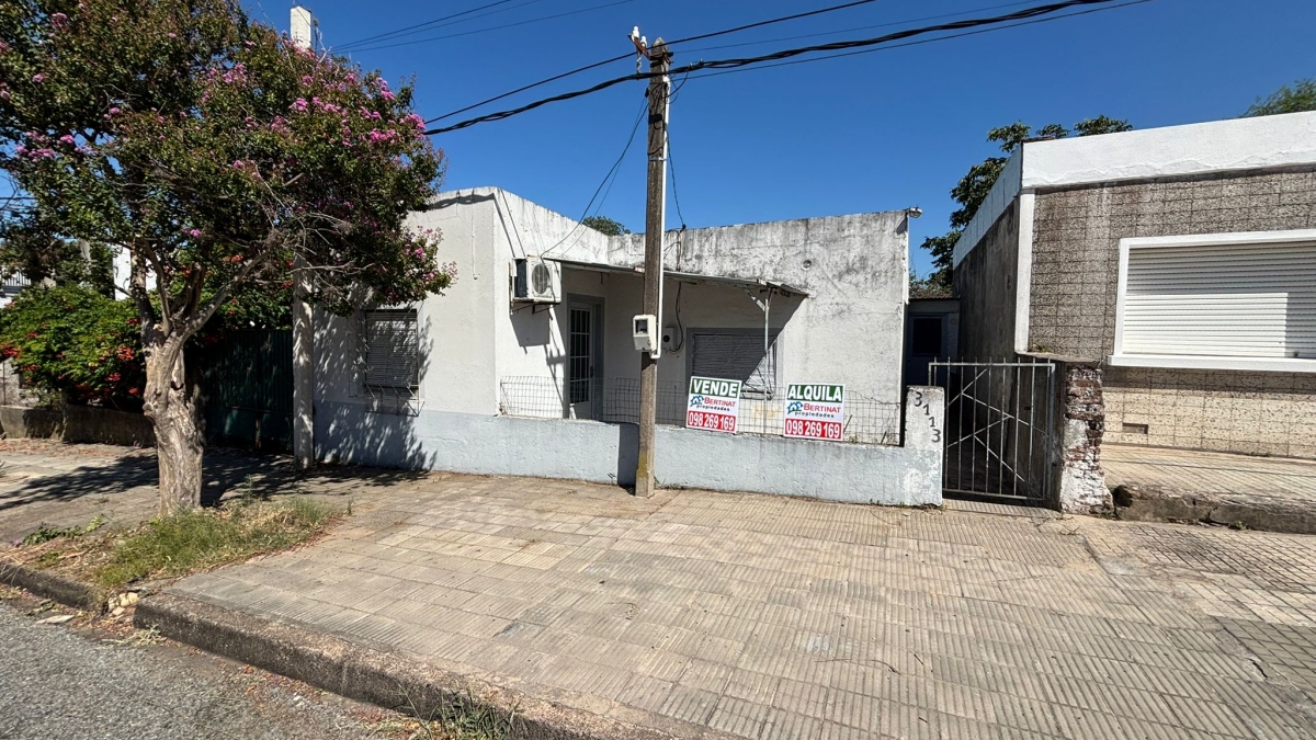 Imagen 2 Casa de 2 dormitorios ,Capdevielle y España.