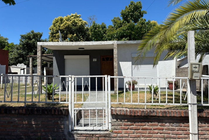 Casa de 2 dormitorios en Alquiler.