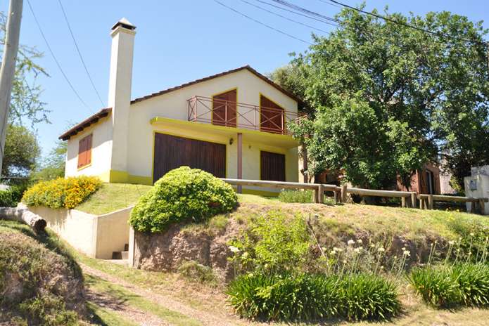 Casa "Laura y Juan".